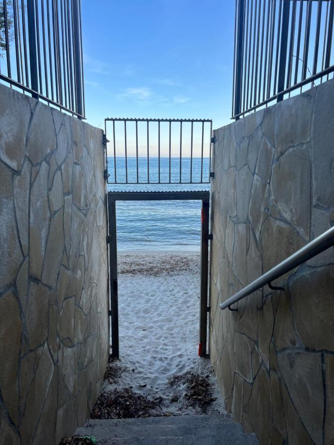 Appartement Pied Dans L'Eau La Seyne-sur-Mer Esterno foto